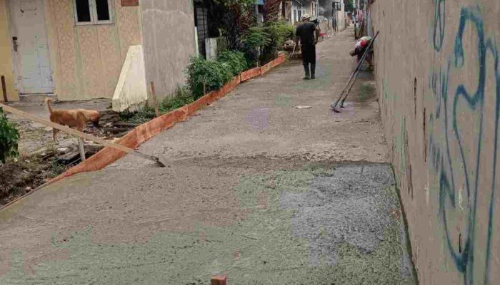 Dana Kelurahan Tepat Sasaran! Jalan Gang Saudara Kini Mulus, Warga Rasakan Langsung Manfaatnya