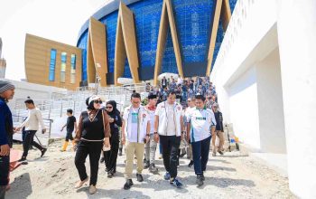 Bersih-Bersih Islamic Center, Zakiyuddin Ajak Warga Medan Hidupkan Lagi Semangat Gotong Royong
