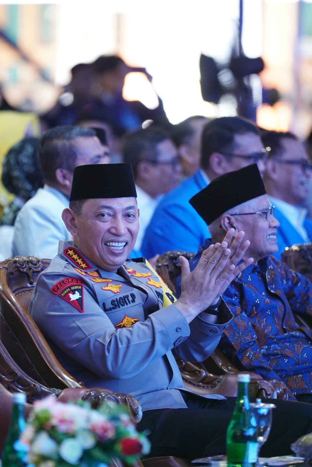 Diisi Kuliah Umum Kapolri, Rico Waas Hadiri dan Turut Semangati Mahasiswa PPKMB UMSU 2026 2 Diisi Kuliah Umum Kapolri, Rico Waas Hadiri dan Turut Semangati Mahasiswa PPKMB UMSU 2026