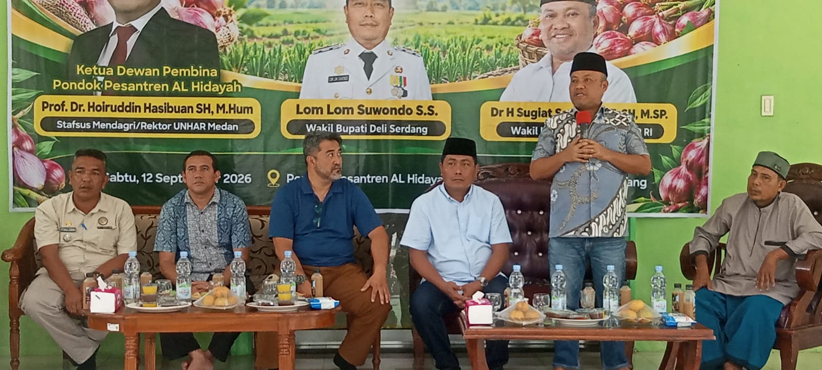 Sugiat Santoso Apresiasi Pesantren Al-Hidayah : Menjalankan Tugas Negara dalam Bidang Ketahanan Pangan 2 Sugiat Santoso Apresiasi Pesantren Al-Hidayah : Menjalankan Tugas Negara dalam Bidang Ketahanan Pangan