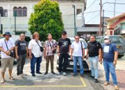 Peras Perangkat Desa di Samosir, 4 Pria Mengaku Wartawan Diamankan, Uang Rp600 Ribu dan Mobil Calya Jadi Barang Bukti 7 Peras Perangkat Desa di Samosir, 4 Pria Mengaku Wartawan Diamankan, Uang Rp600 Ribu dan Mobil Calya Jadi Barang Bukti