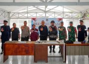 Sinergi Perkuat Pengamanan, Lapas Siantar Gelar Razia Gabungan Bersama APH 4 Sinergi Perkuat Pengamanan, Lapas Siantar Gelar Razia Gabungan Bersama APH