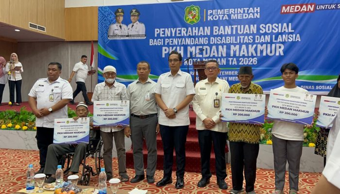 PKH Medan Makmur Resmi Disalurkan, Rico Waas Serahkan Bantuan untuk 10 Ribu Lansia dan Penyandang Disabilitas
