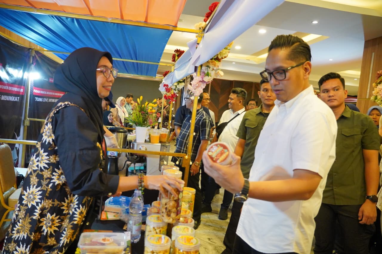 Wali Kota Medan Dorong Pelaku UMKM Tidak Hanya Bertahan, Namun Berani Naik Kelas