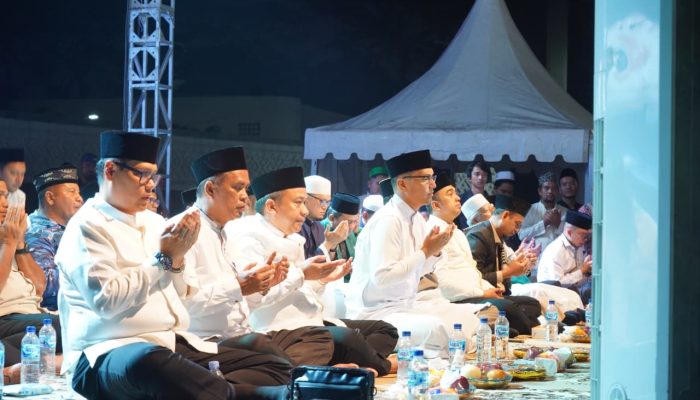 Ribuan Warga Tumpah Ruah di Taman Stadion Teladan Hadiri Peringatan Maulid Nabi, Rico Waas Ajak Bersatu Bangun Kota Medan