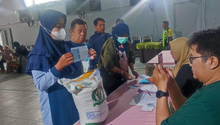 Desil Bansos Jadi Bayang-bayang Rakyat Kecil: Dianggap Sejahtera, Bantuan Bisa Tak Lagi Cair