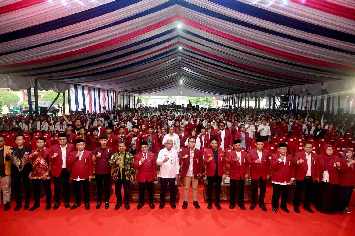 Buka Ta’aruf Kolosal UMSU, Wagub Sumut Dorong Mahasiswa Bangun Prestasi dan Kepedulian Sosial