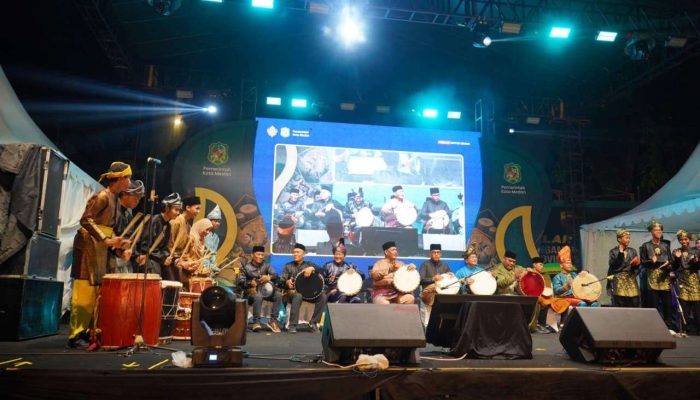 Rico Waas Turun Main Gendang Melayu Deli, Pekan Budaya Medan Jadi Ajang Merawat Warisan Leluhur
