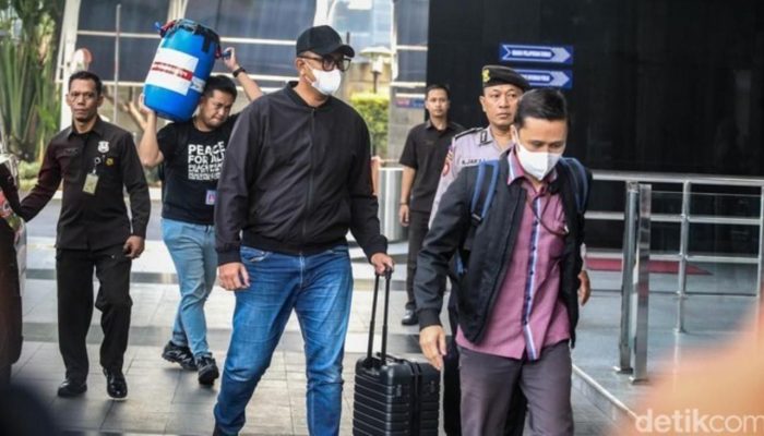 Rp1,9 Miliar Diamankan saat OTT Bupati Klaten, KPK: Disimpan di Tong Biru