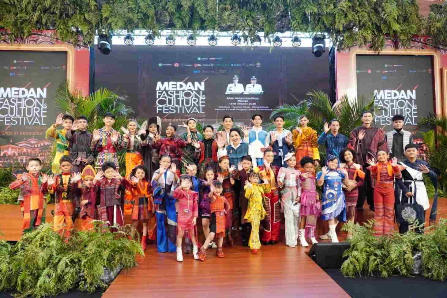 Kreativitas Desainer Lokal Memukau di MFCF 2026, Ketua Dekranasda Kota Medan Beri Apresiasi Tinggi
