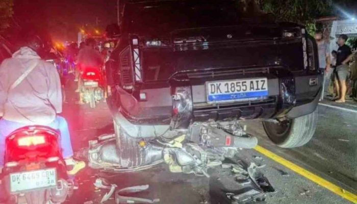 Antrean BBM Berujung Kecelakaan di Jembrana, 8 Motor Ringsek Dihantam Mobil Listrik