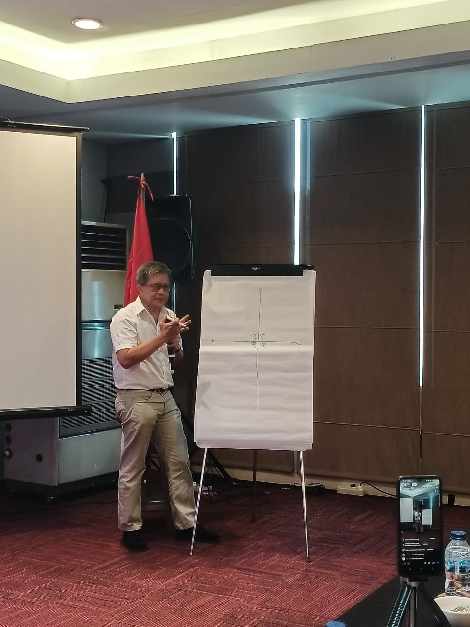 Rocky Gerung : Gerakan Mahasiswa Tidak Cukup Hanya Mengandalkan Demonstrasi tanpa Paham Persoalan yang Diperjuangkan
