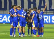 Penalti Peralta Antar Persib ke Puncak Grup E, Dua Kartu Merah Warnai Kemenangan atas Viettel